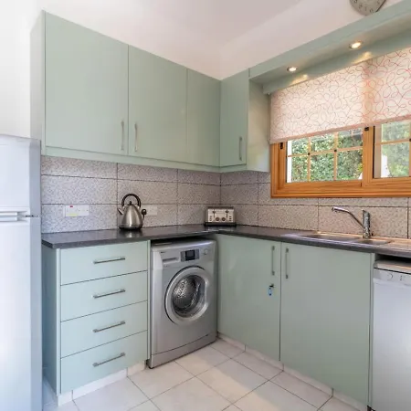 Coralia - Coastal Comfort Near & Restaurants * Peyia