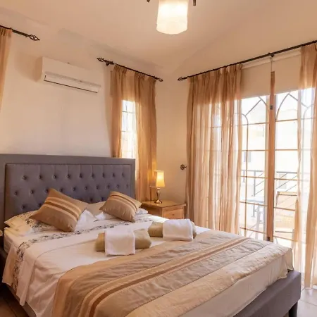 Coralia Holiday home *